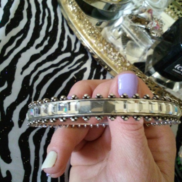 Sparkly Brighton Bracelet - Picture 3 of 4